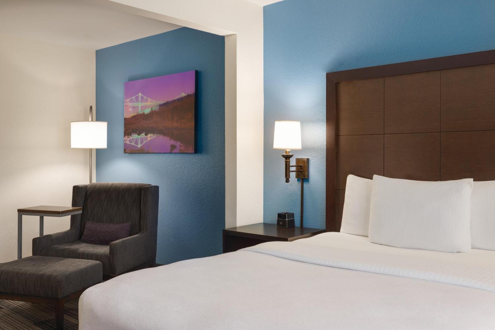 Hotel La Quinta By Wyndham Springfield Airport Plaza Zewnętrze zdjęcie