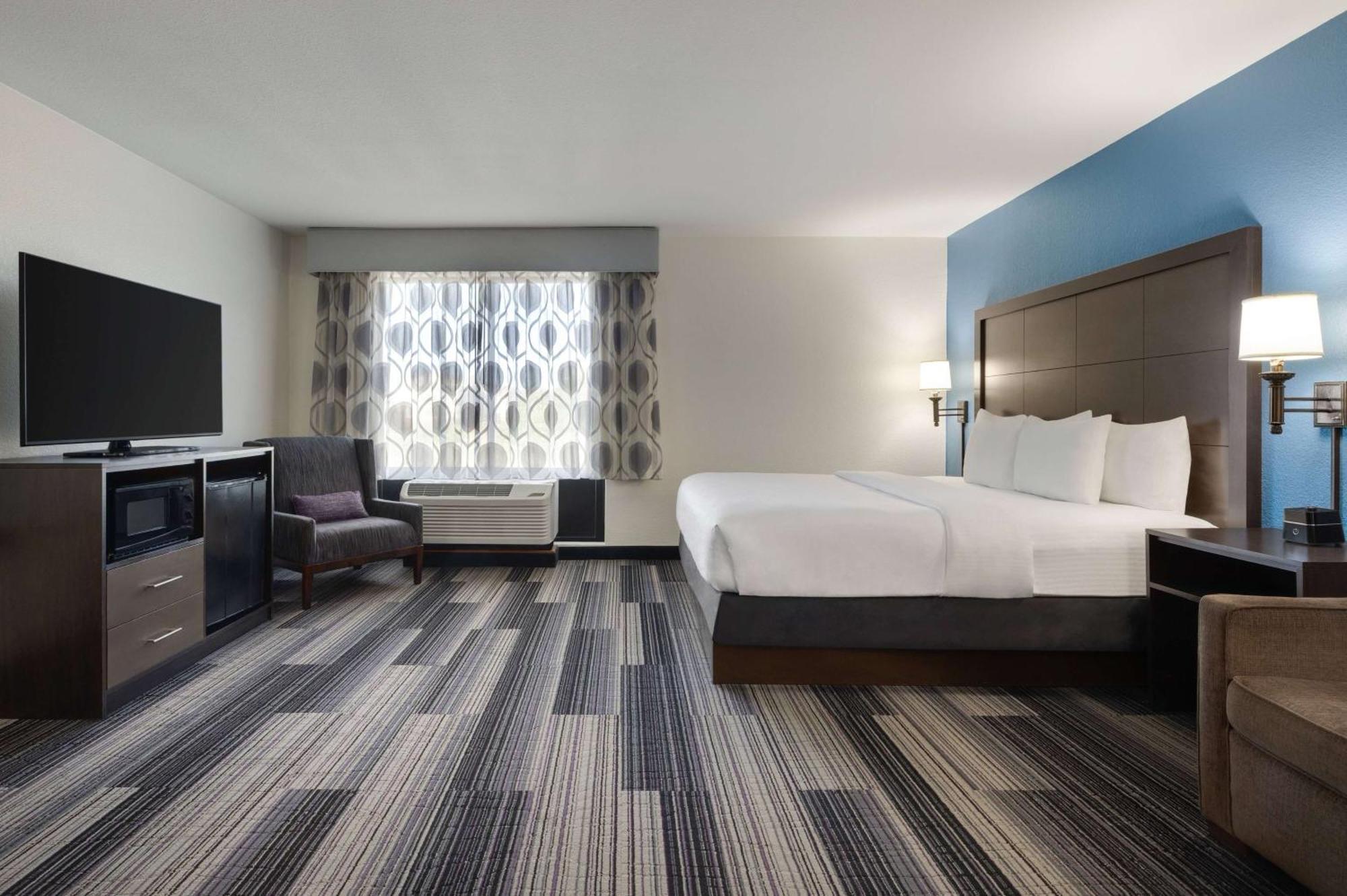 Hotel La Quinta By Wyndham Springfield Airport Plaza Zewnętrze zdjęcie